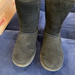 Black Bearpaw boots -size 5